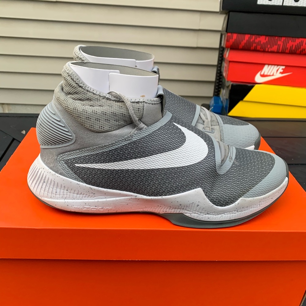 NIKE HYPERREV 2016